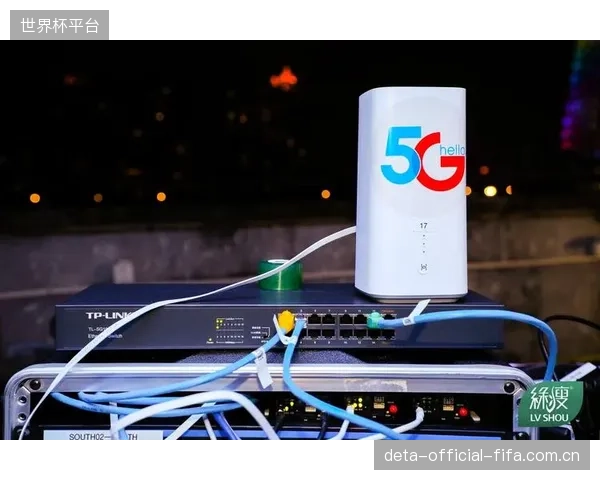 Tiledmedia的专利分块流媒体技术,据称可将多视角直播的带宽需求降低75%,以适应现有网络条件 Tiledmedia的专利分块流媒体技术,据称可将多视角直播的带宽需求降低75%,以适应现有网络条件